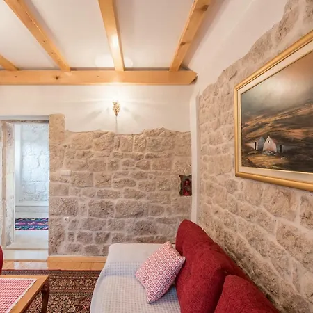 Jj Prázdninový dům