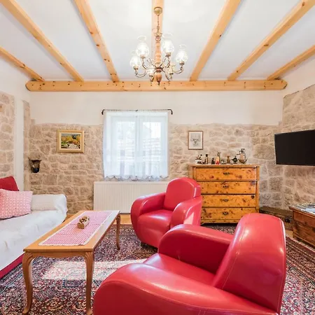 Jj Prázdninový dům *