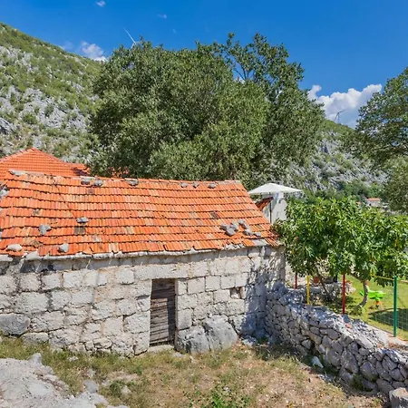 Jj Omiš