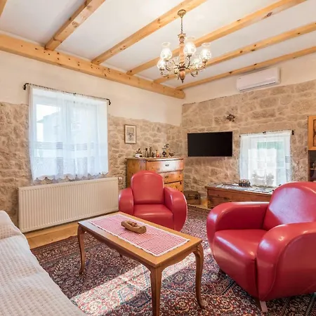 Jj Prázdninový dům *